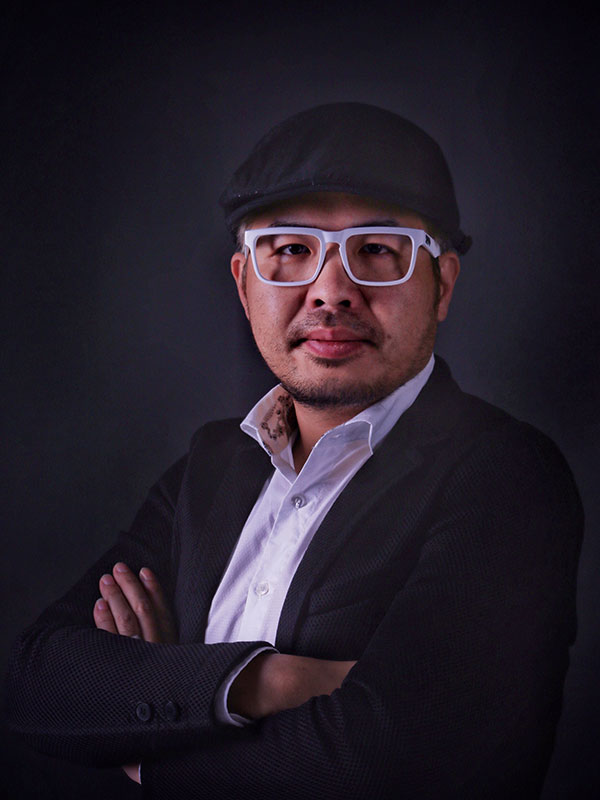 行政负责人田野副教授